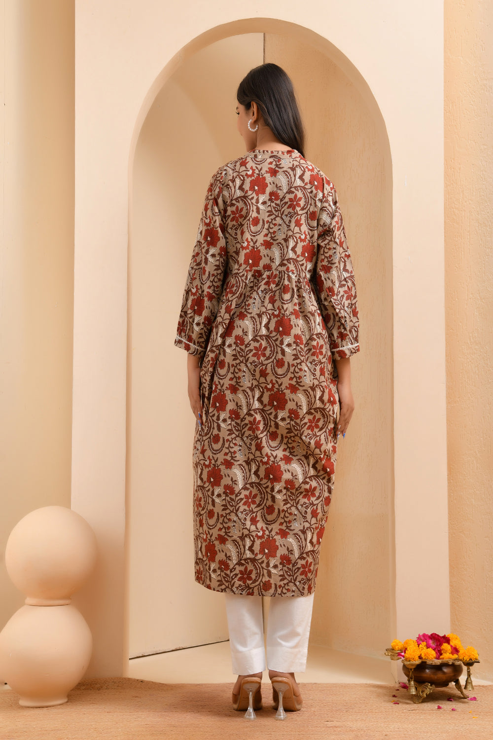 Vaasva Women Ajrakh Printed Kurta Pant Set - Distacart
