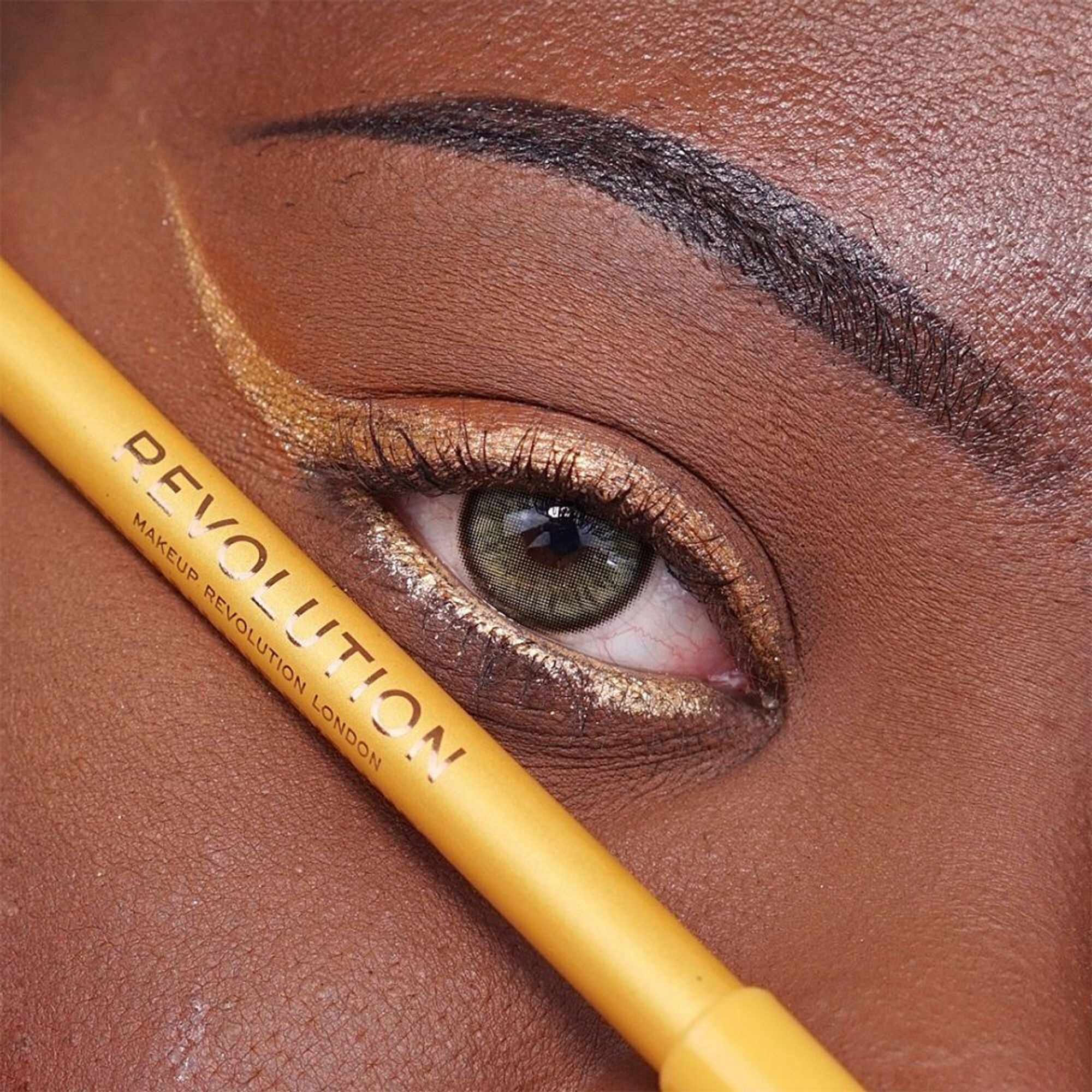 Makeup Revolution Streamline Waterline Eyeliner Pencil-Ultra Creamy Smudge Proof Smokey Looks - Gold