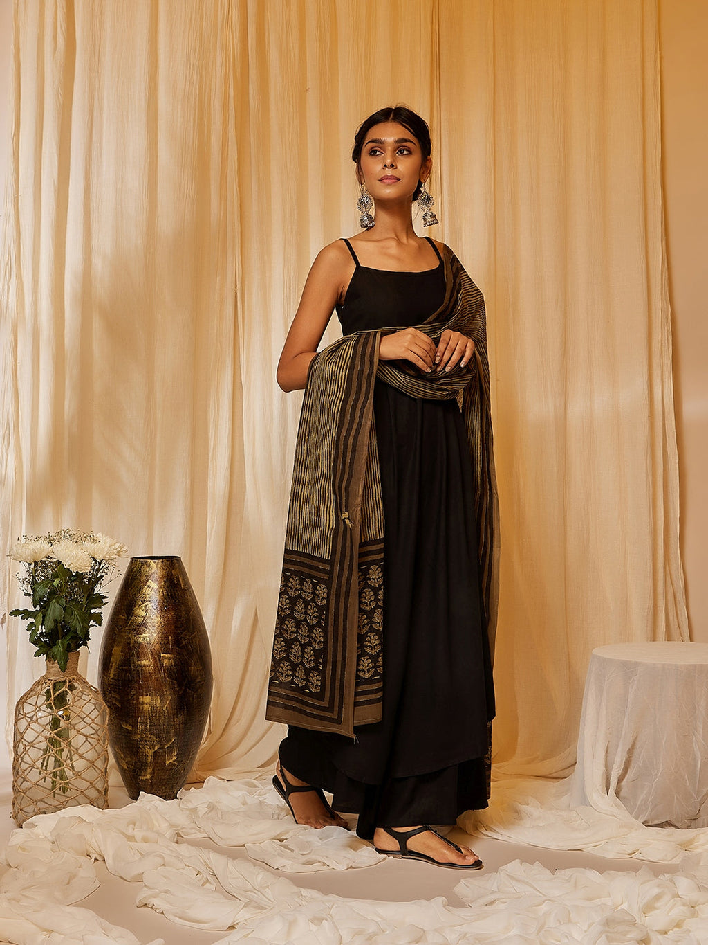 InWeave Women's Black Strappy Kurta Palazzo Set With Green Boota Dupatta