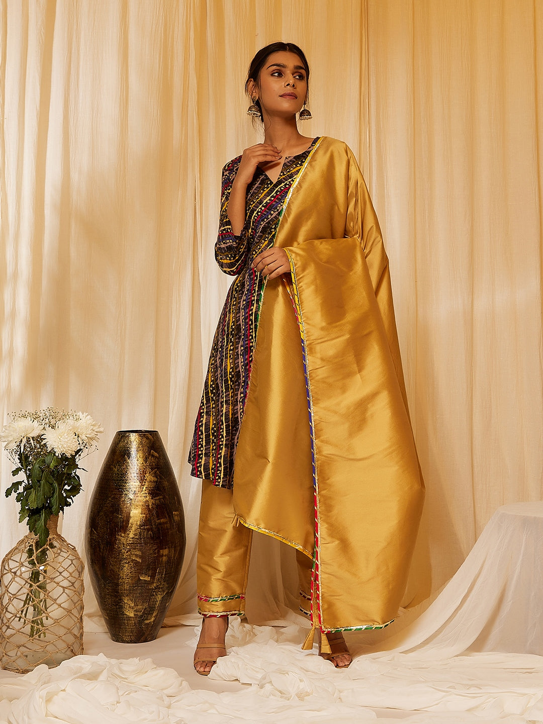 InWeave Charcoal Black Leheriya Silk Set - Distacart