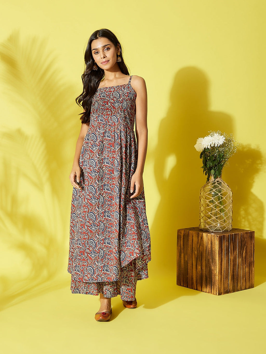 InWeave Women's Maroon Kalamkari Strappy Set