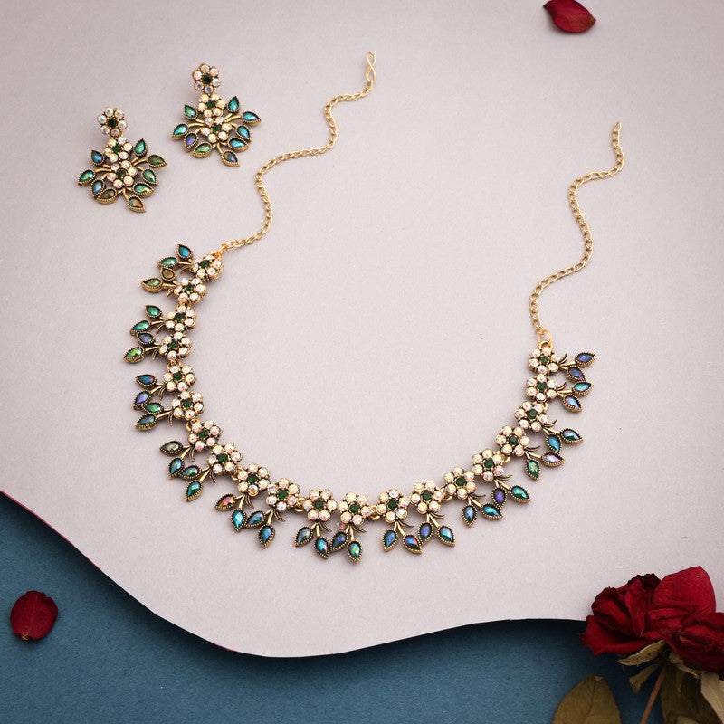 Tehzeeb Creations Gold-Polished Green Colour Choker With Dangle Earrings