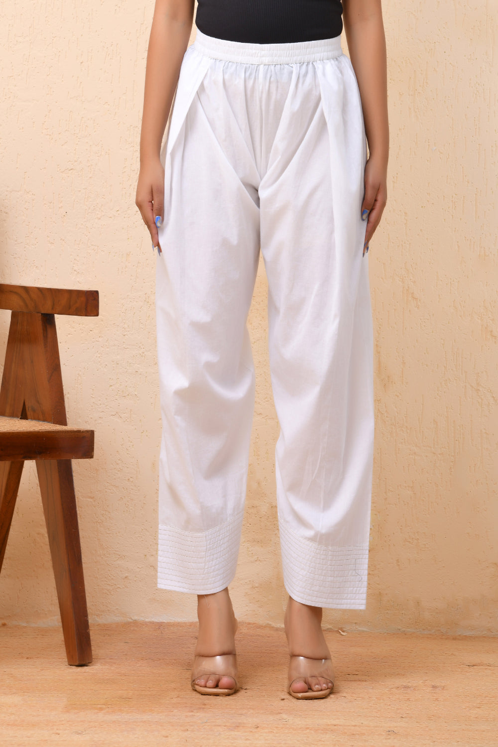 Vaasva Women White Solid Farshi Pant