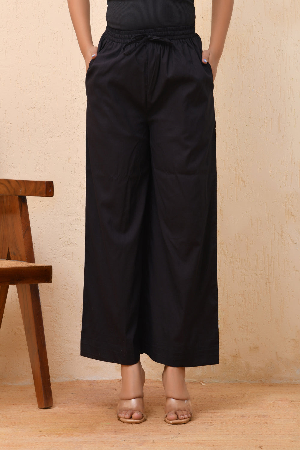 Vaasva Women White Solid Palazzo Pant
