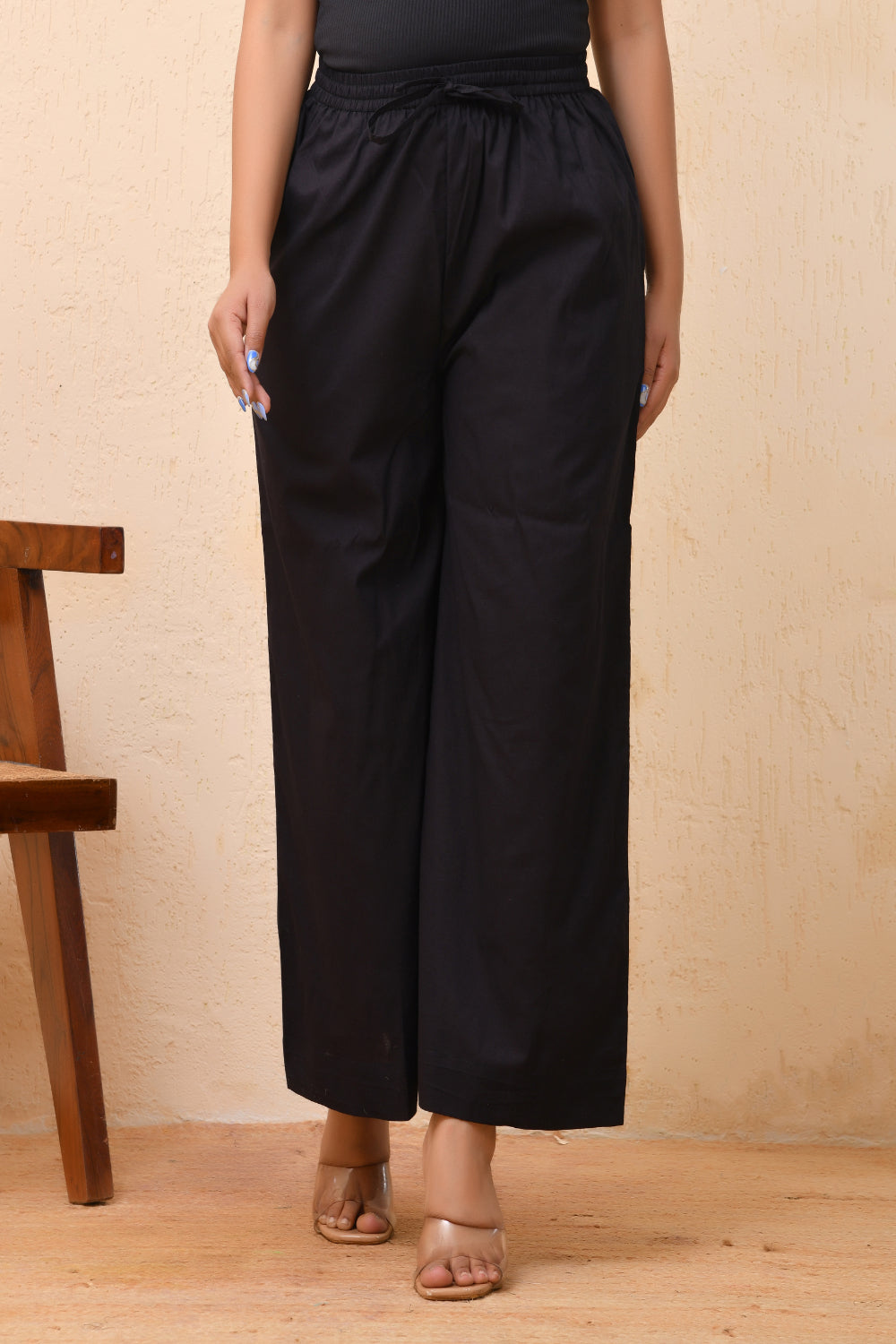 Vaasva Women White Solid Palazzo Pant