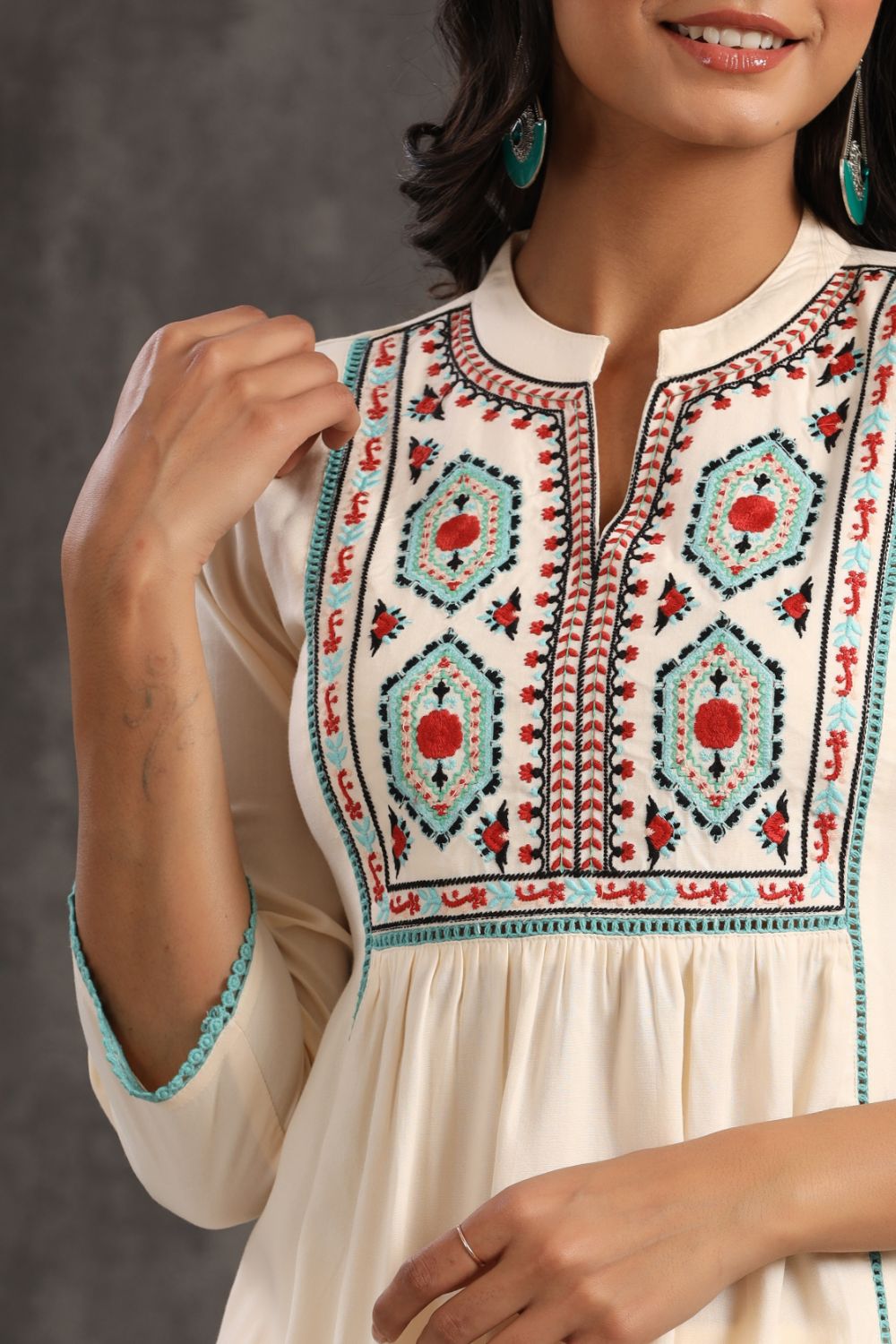 Juniper Womens Ivory Rayon Embroidered Peplum Clothing Set - Distacart