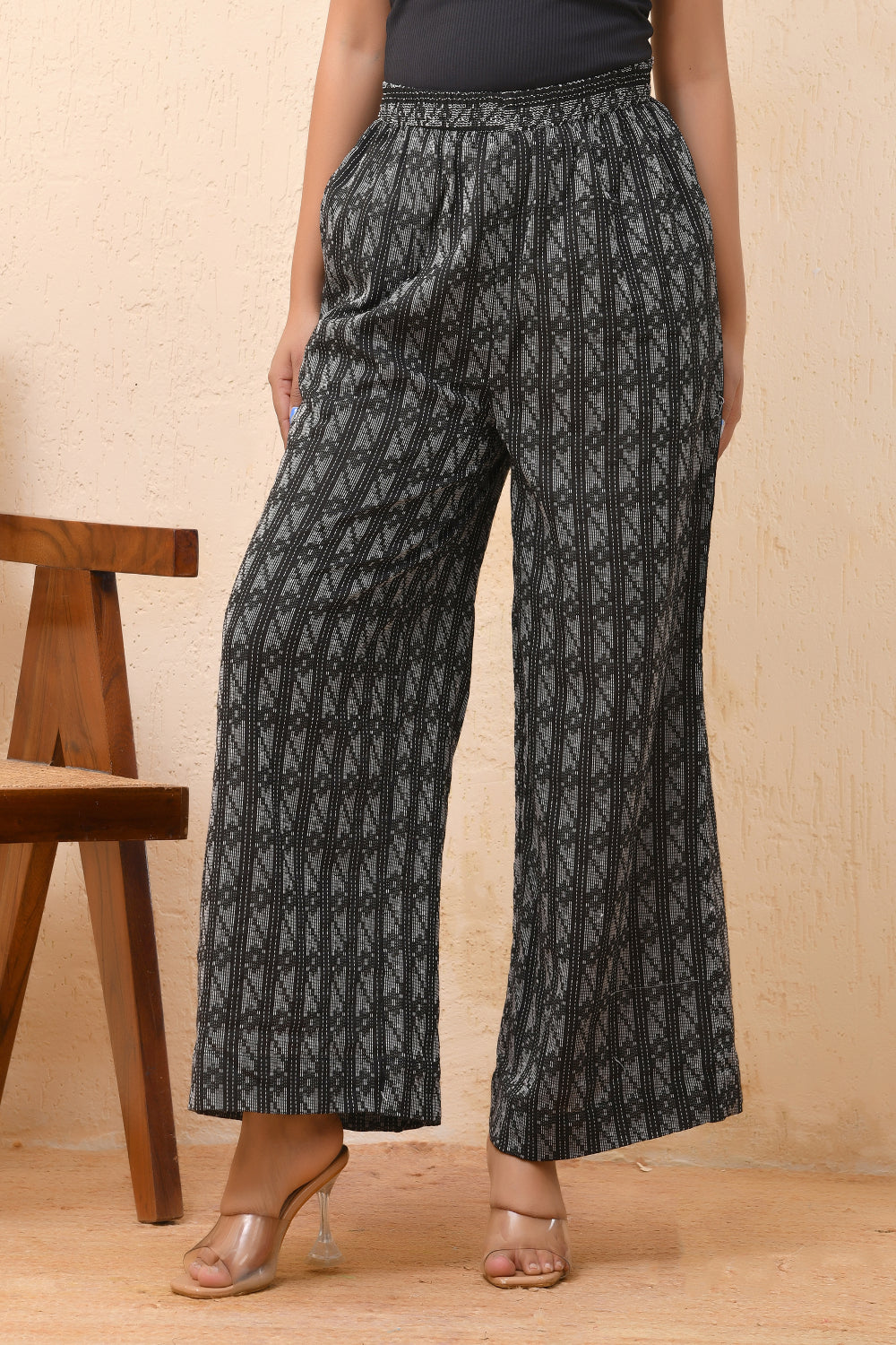 Vaasva Women Dobby Flared Pants