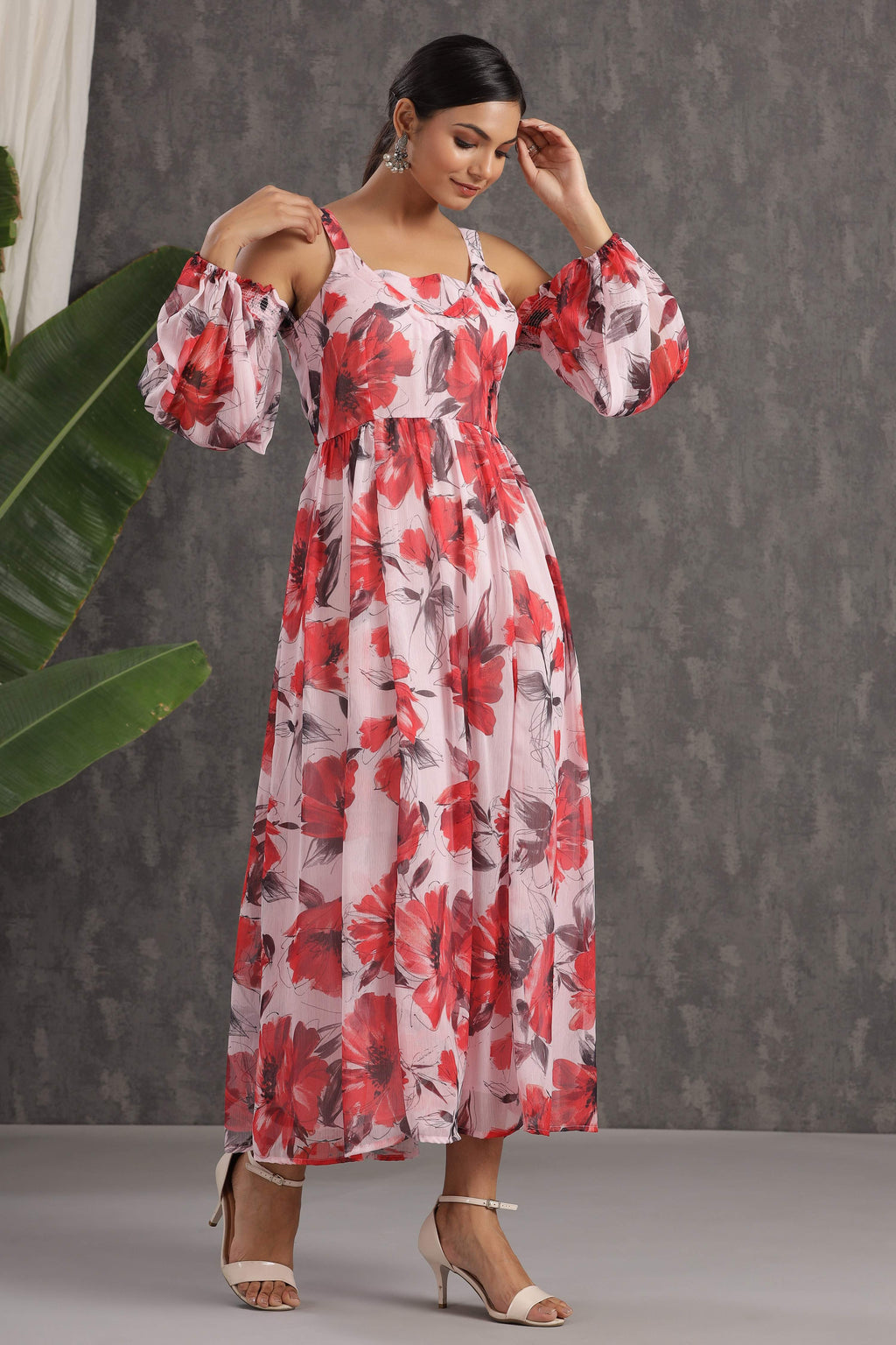Juniper Light Pink Floral Printed Chiffon Maxi Dress With Adjustable Straps & Cold Shoulder - Distacart