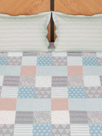 Story@home Arena Peach & White Geometric Microfiber 180TC Queen Bedsheet & 2 Pillow Covers