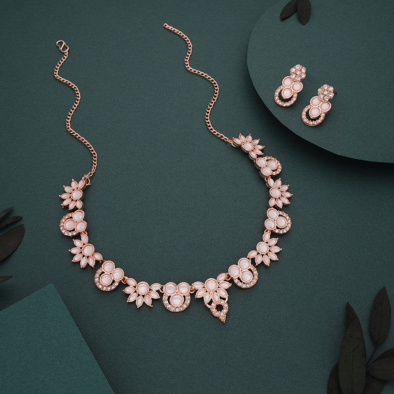 Tehzeeb Creations Gold Pleate White Choker Necklace With Stud