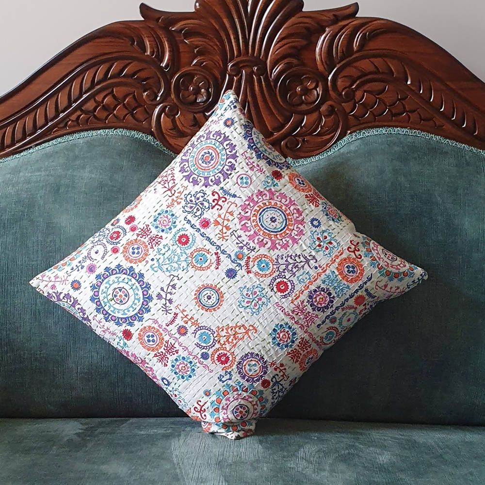 The Decor Nook Off White Base With Multicolour Circular Print Cushion Cover