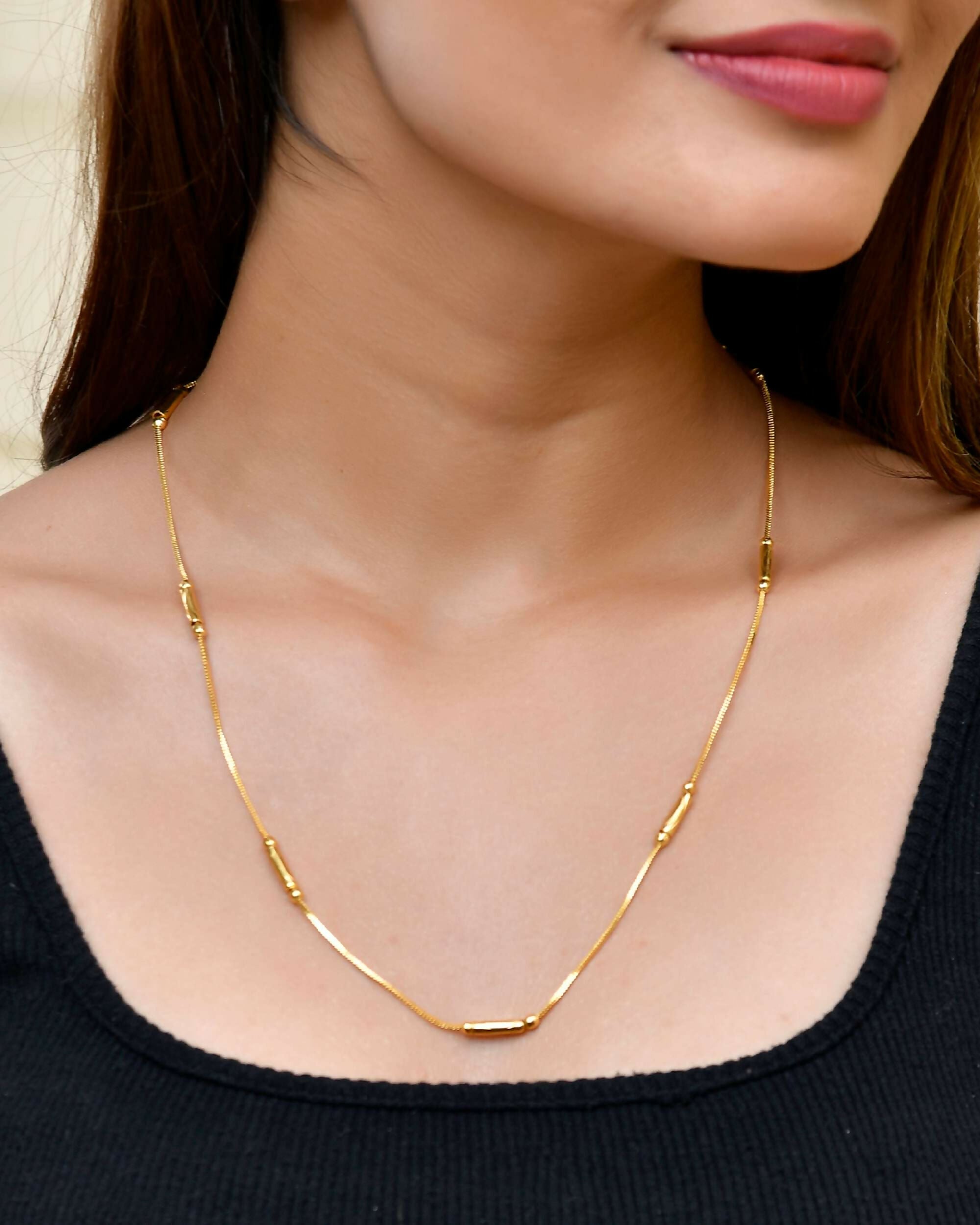 VOJ Gold-Polished Designer Chain With Gold Pipe