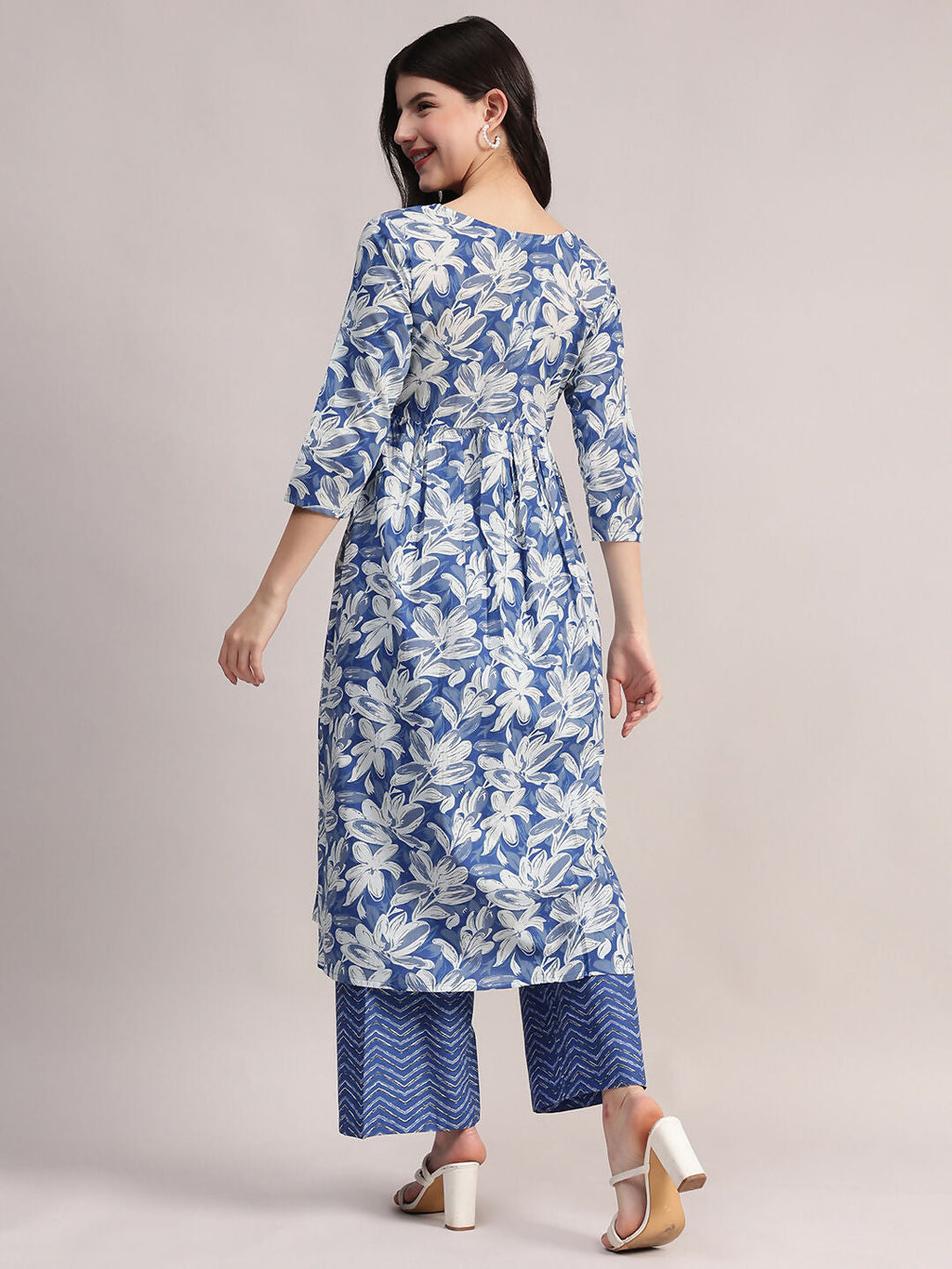 Aavyora Women's Blue Floral Printed Cotton Kurta with Chevron Pattern Palazzo Set