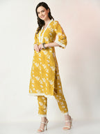 Myshka Women's Yellow Printed Kurta With Trousers