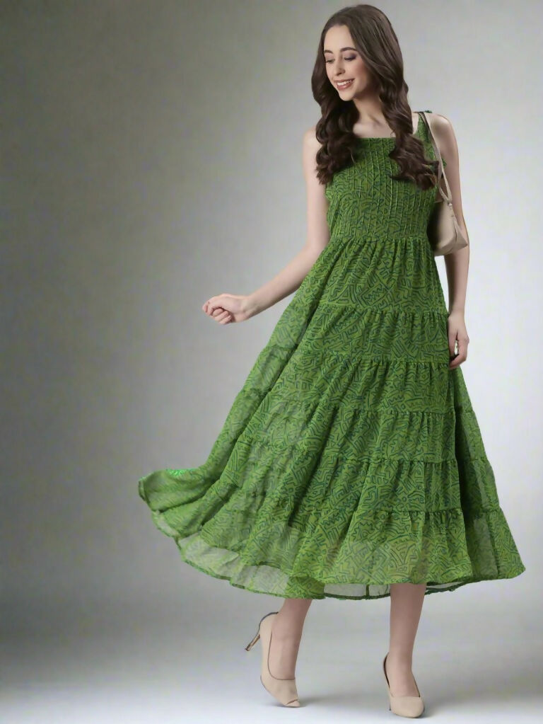 Souchii Green Varlie Printed Tiered Dress – Flowy Fit & Flare