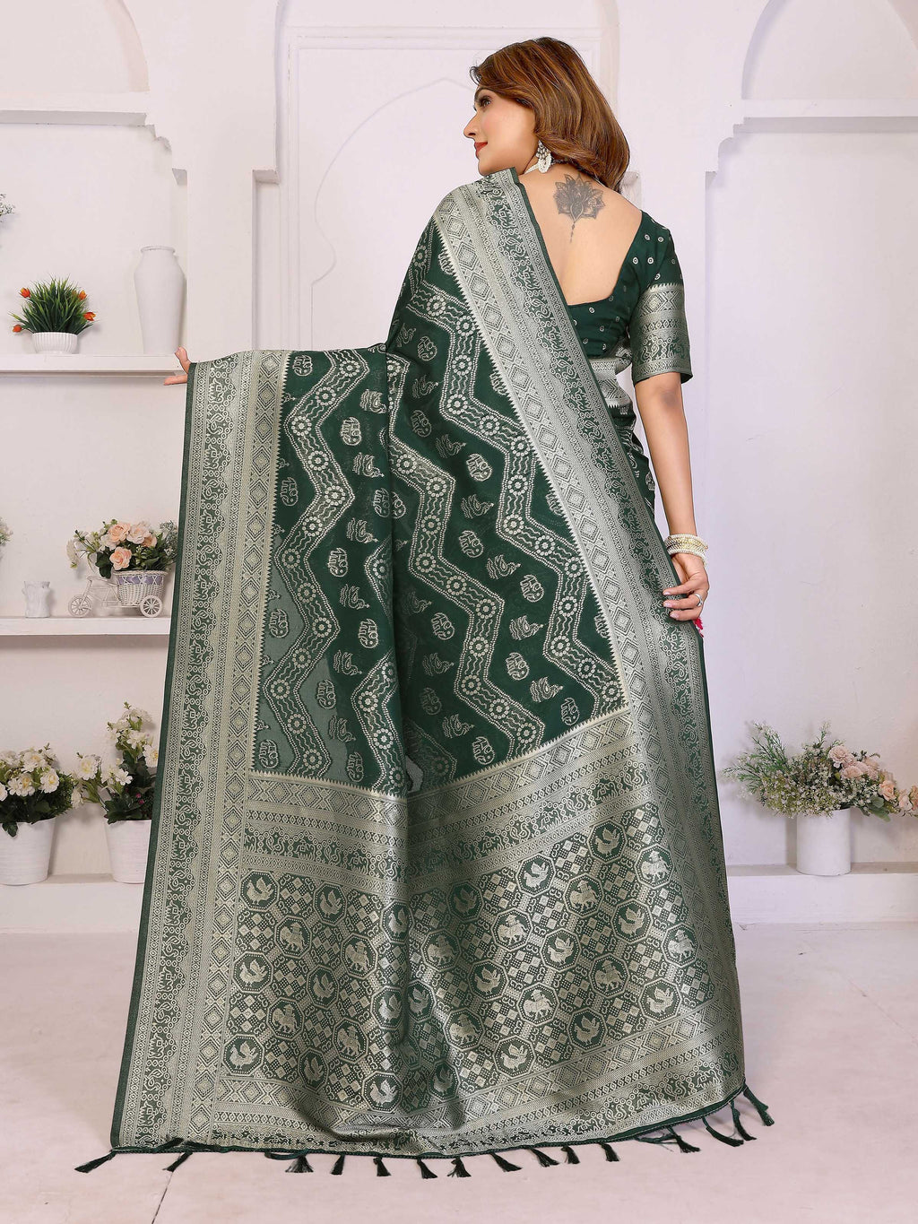 Aastha Fashion Green Georgette Silk Leheriya With Elegant Zari Weaving Saree - Distacart
