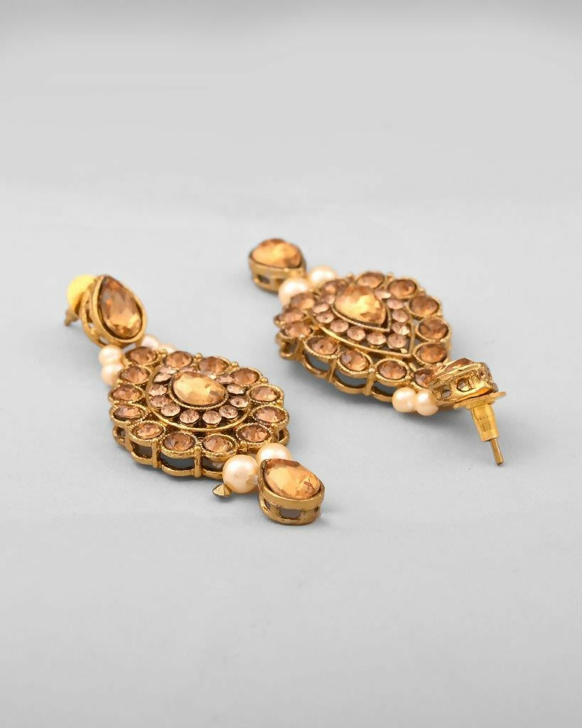 VOJ Gold-Polished Stone Studded Choker Necklace With Earrings And Manag Tikka Set