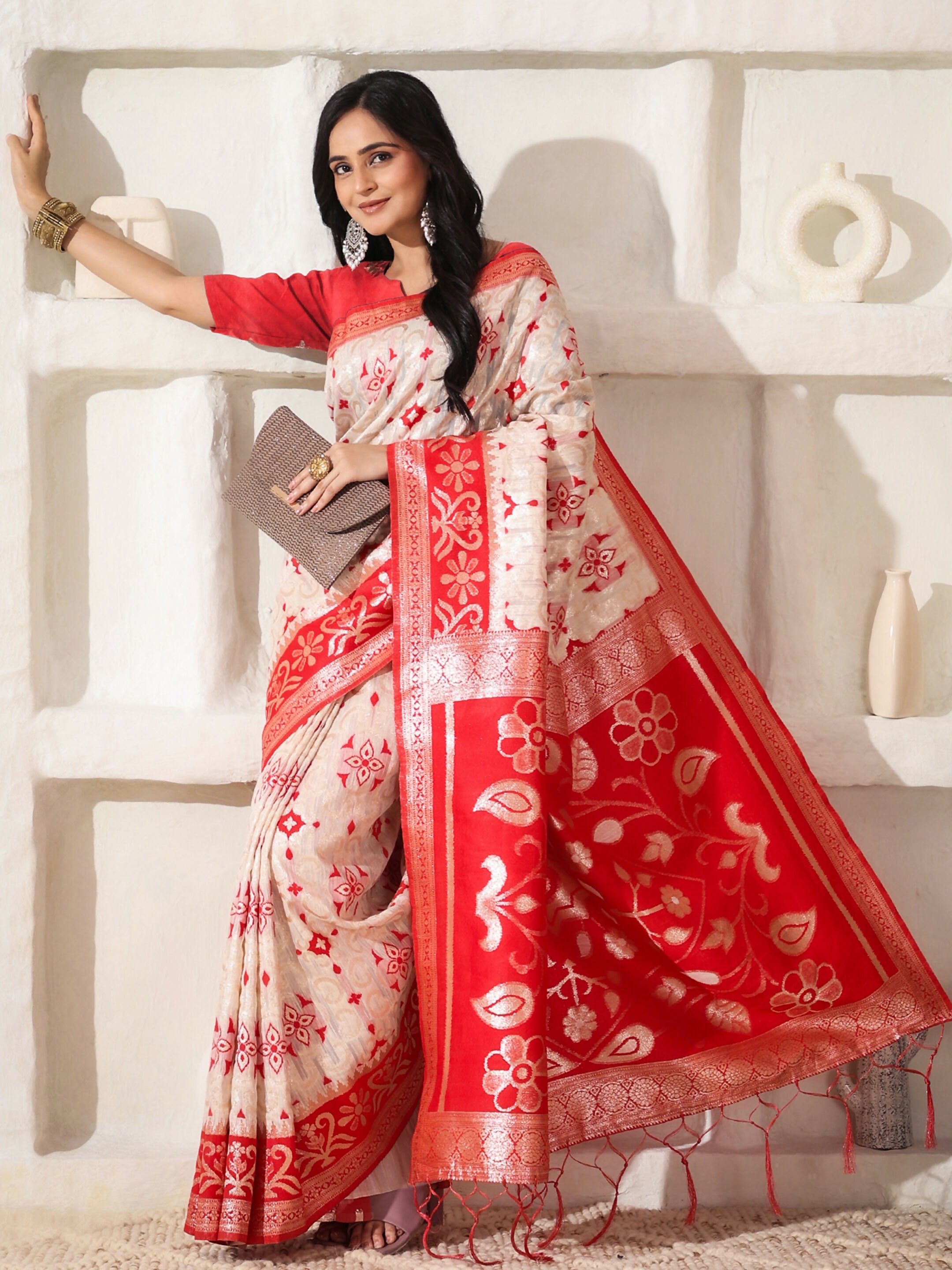 Shree Shyam Fashion Linen Cotton Red & White Saree - Distacart