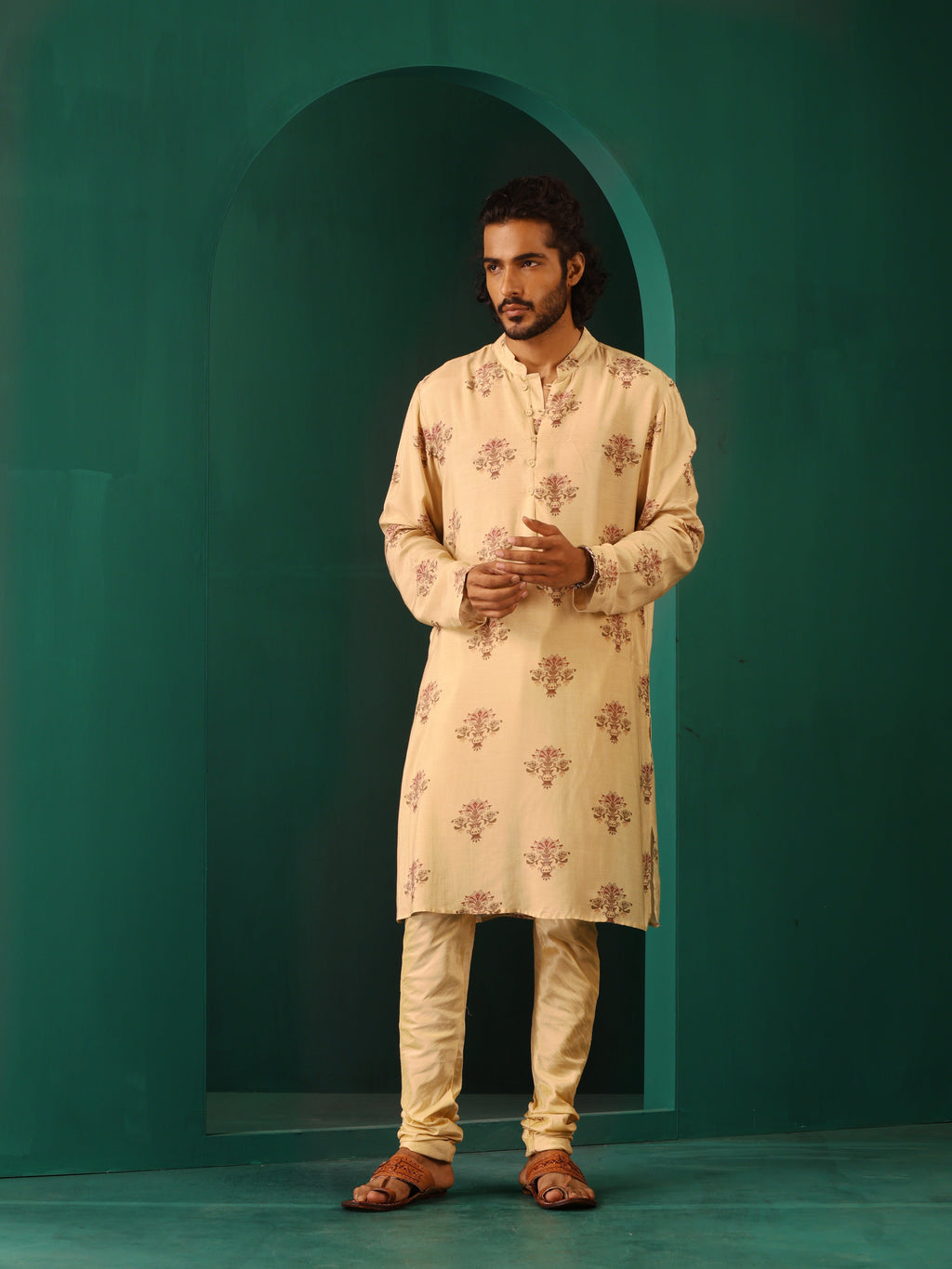 trueBrowns Men's Beige Floral Bunch Muslin Silk Printed Long Kurta