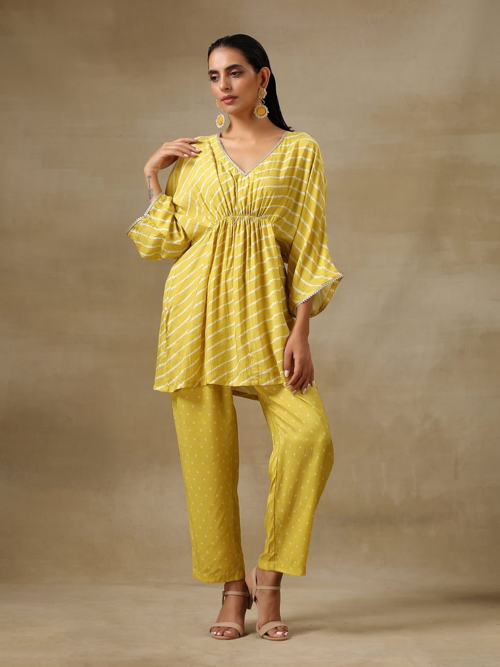 trueBrowns Lime Green Bandhani Printed Silk Drop Shoulder Co-Ord Set | Relove - Distacart
