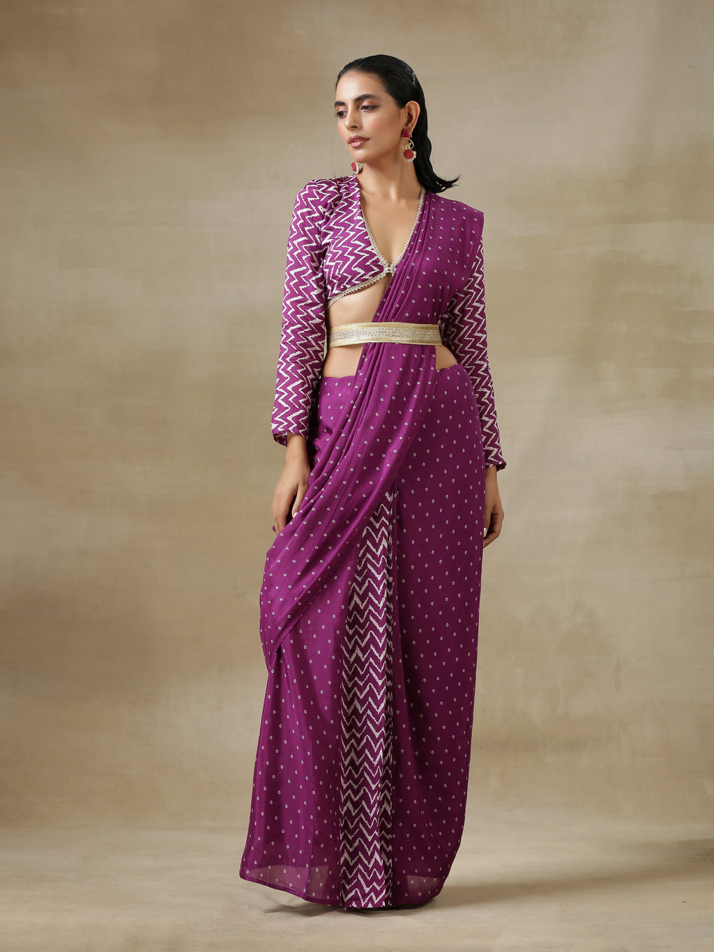 trueBrowns Purple Bandhani Printed Silk Ready to Wear Saree with Belt