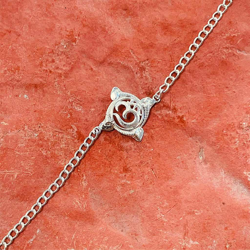 trueBrowns 925 Sterling Silver Textured Om Silver Chain Rakhi - Distacart