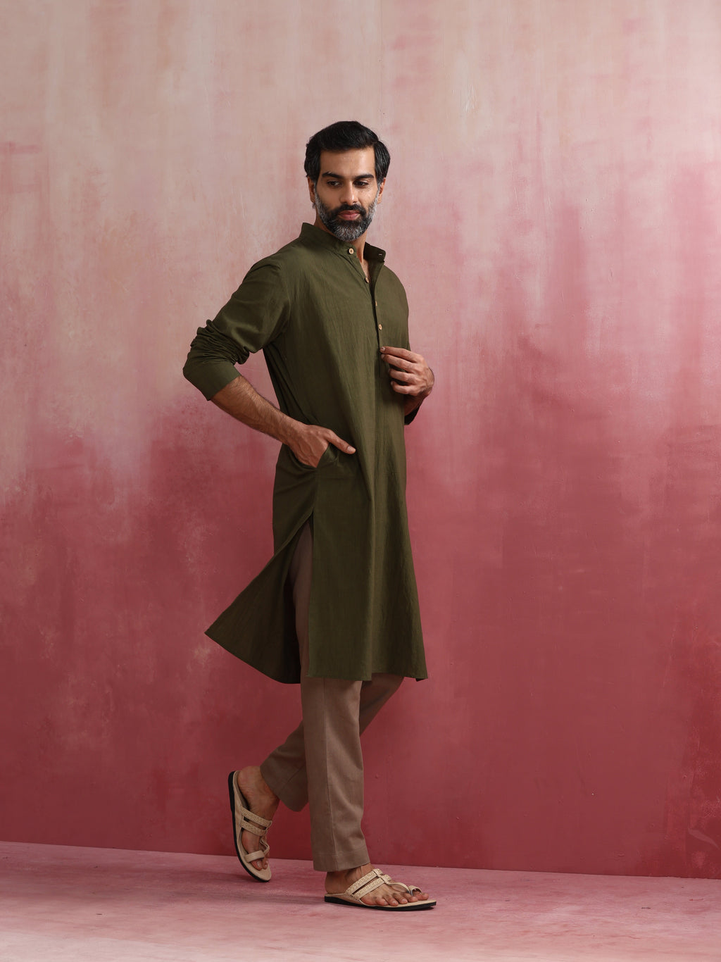 trueBrowns Men's Olive green Mandarin Collar Kurta