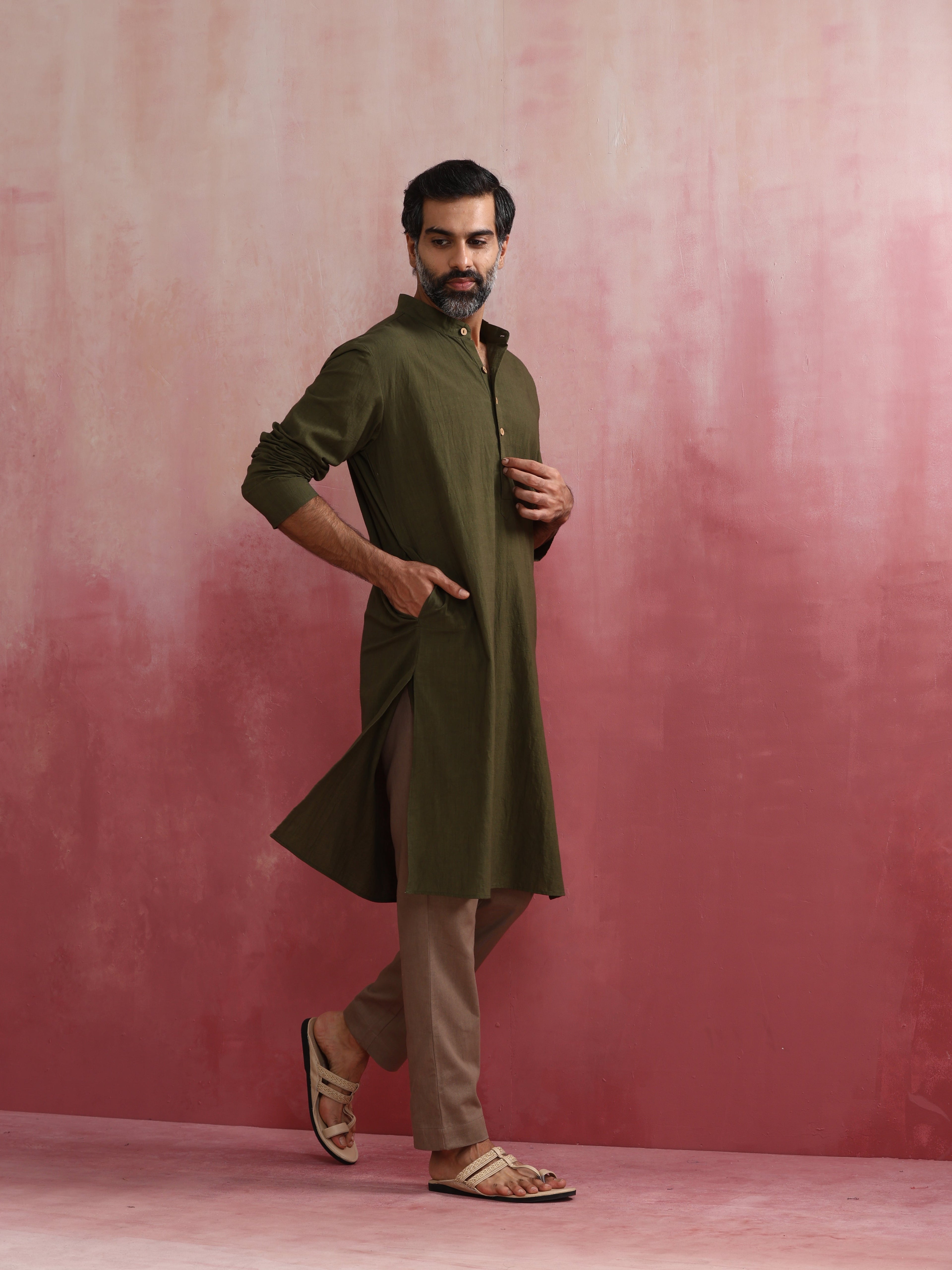 trueBrowns Men's Olive green Mandarin Collar Kurta