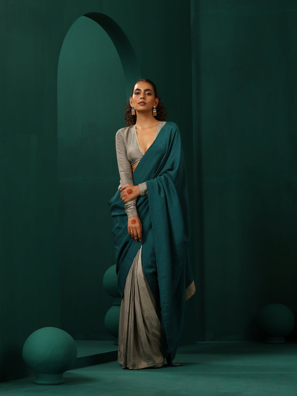 trueBrowns Teal Grey Silk Ready to Wear Saree