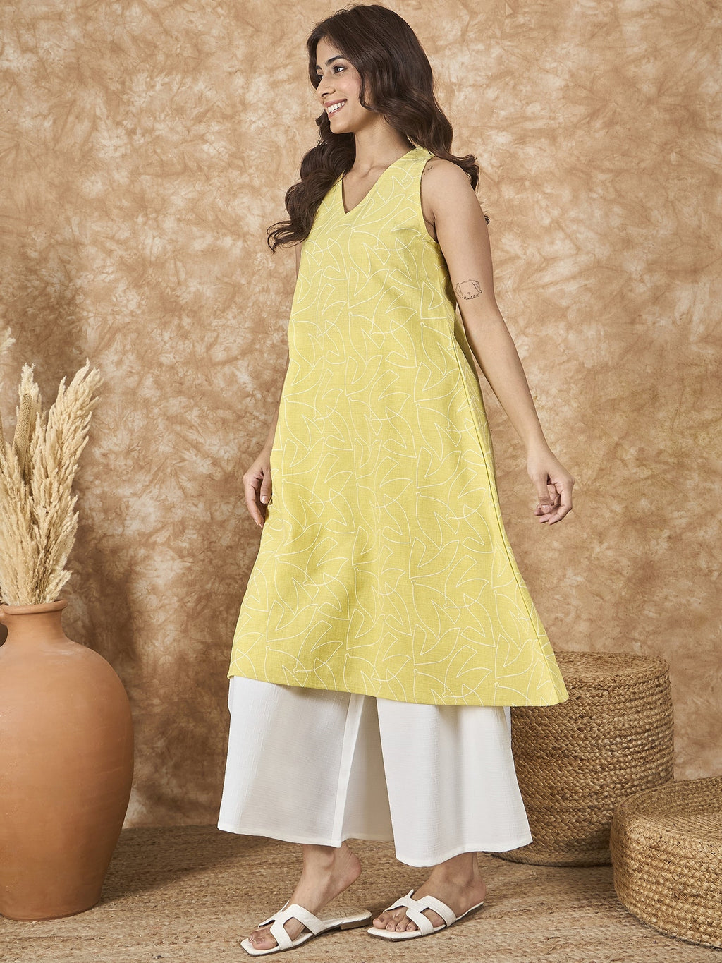 InWeave Light Yellow V Neck Aline Kurta Set