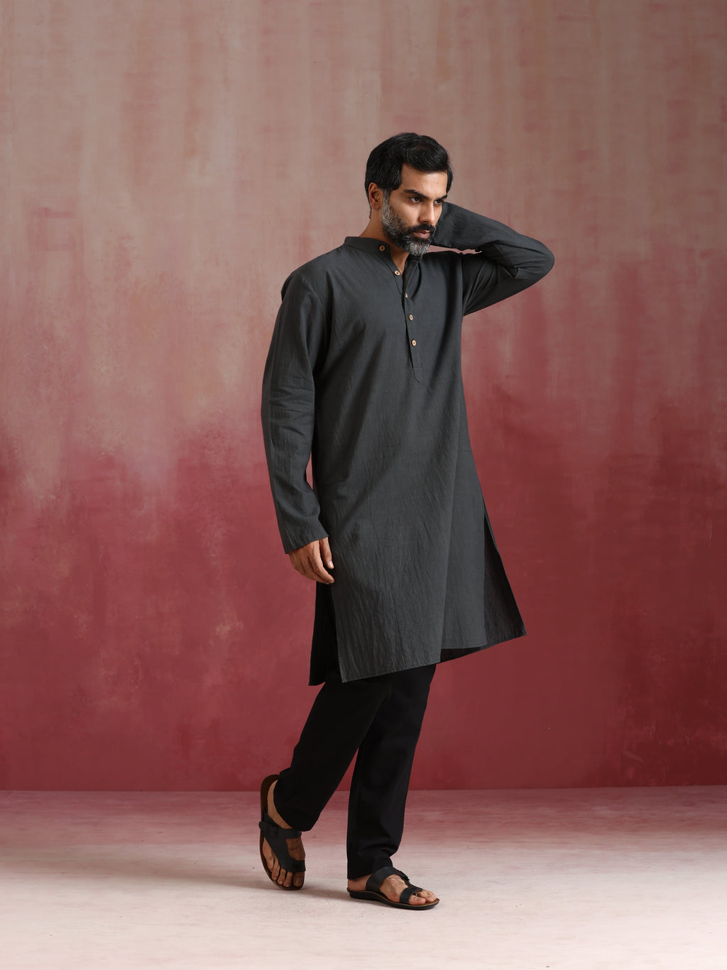 trueBrowns Men's Charcoal Grey Mandarin Collar Kurta