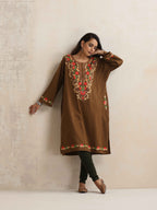 trueBrowns Brown Kashmiri Embroidered Woollen Phiran Kurta - Distacart