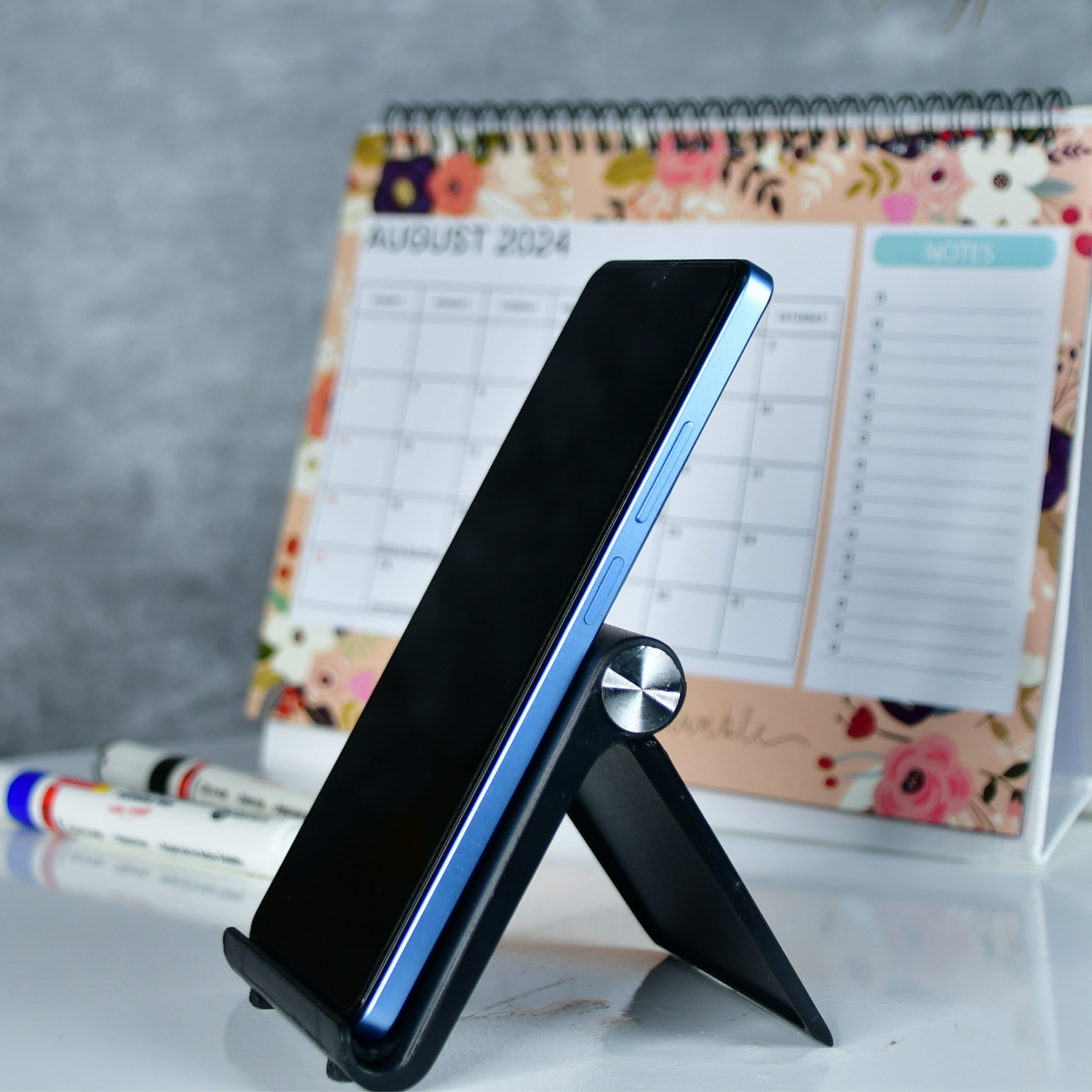 Sowpeace Trendy Adjustable Silver Tablet Stand with Black Hinges - Distacart