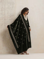 trueBrowns Green Velvet Floral Embroidered Kurta Pant Dupatta Set - Distacart