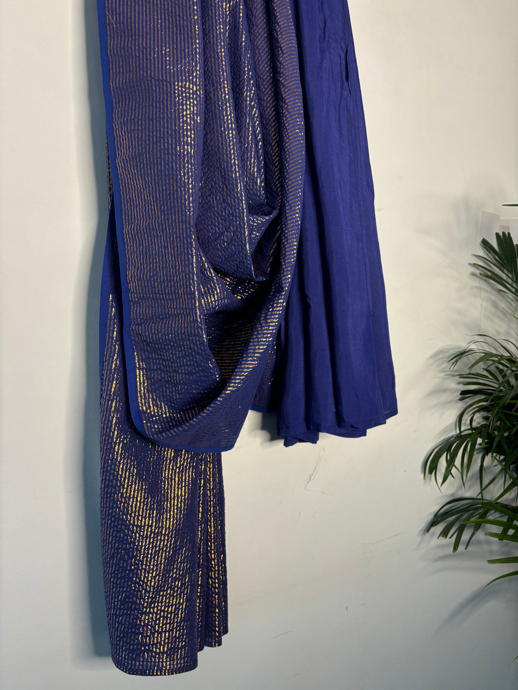 trueBrowns Electric Blue Metallic Saree