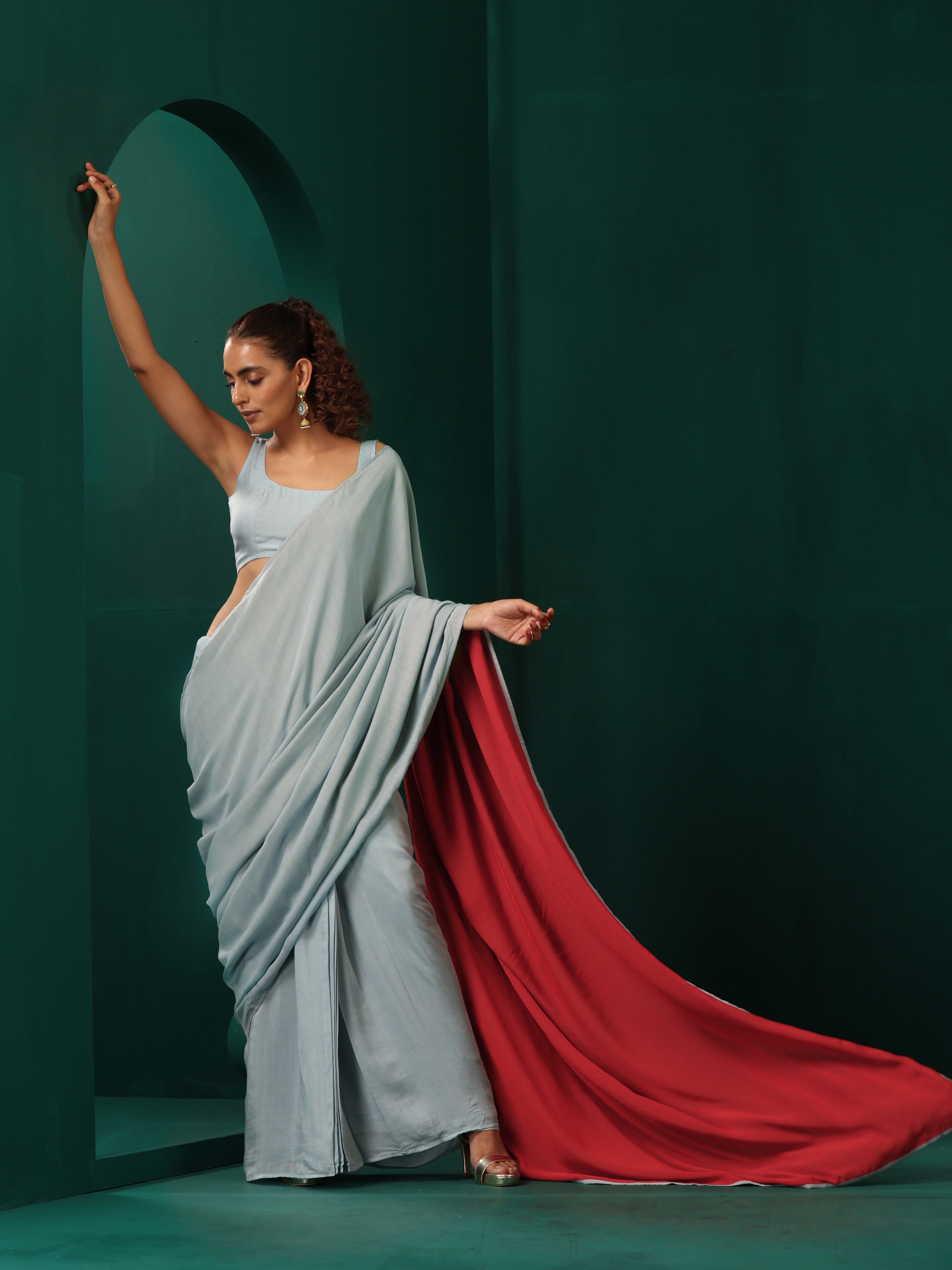 trueBrowns Powder Blue Muslin Silk Ready to Wear Saree