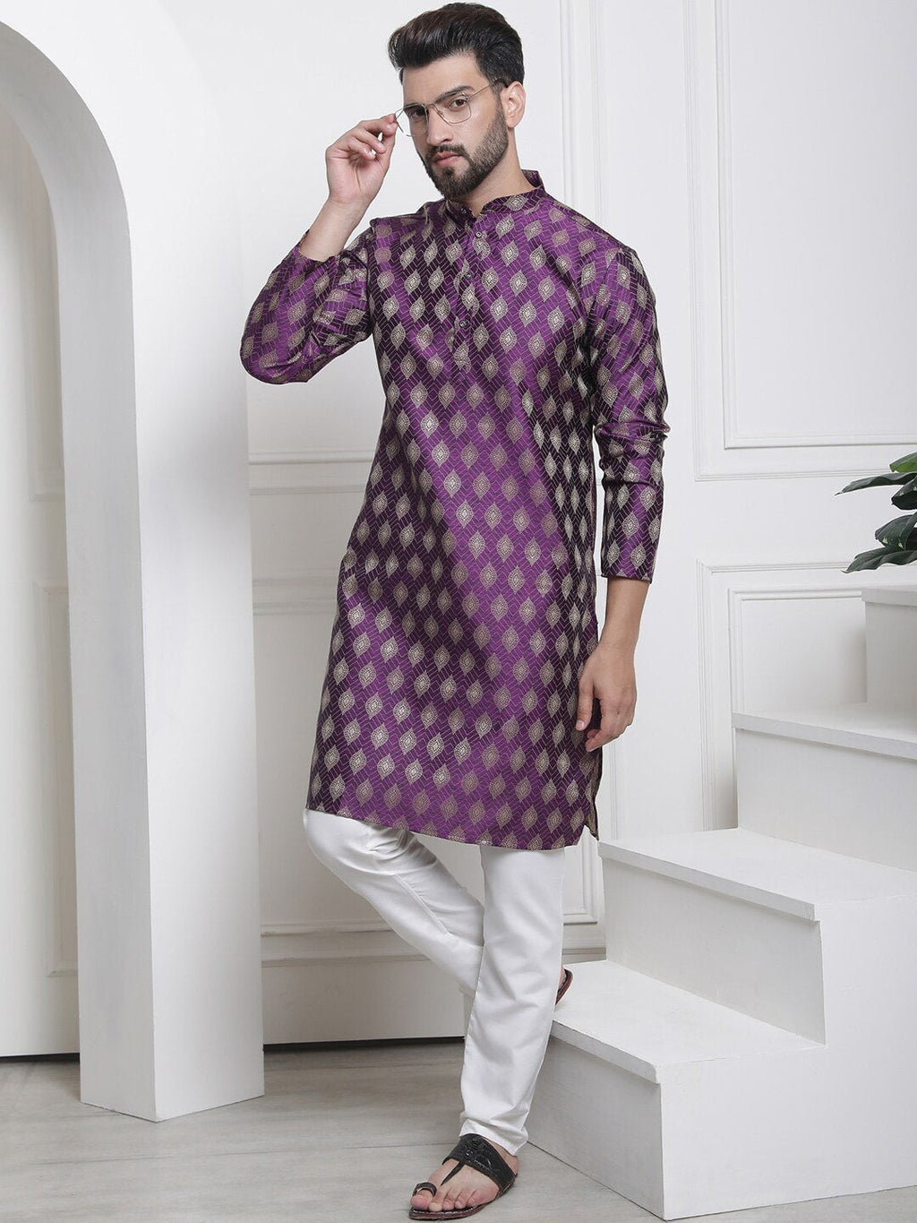 Sojanya Ethnic Motifs Woven Design Jacquard Regular Kurta