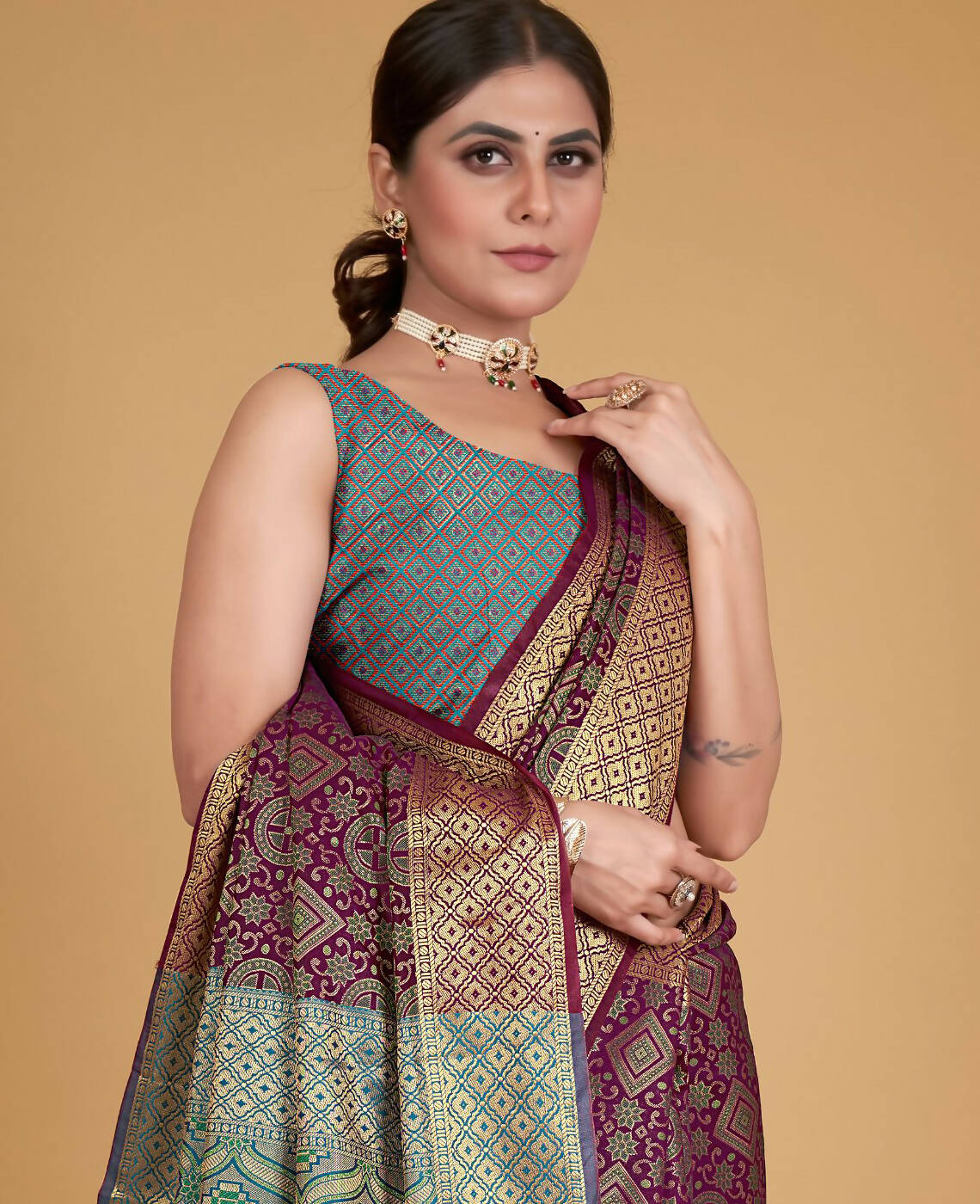 Wine Silk Woven Design Saree With Unstitched Blouse Piece - Akshita