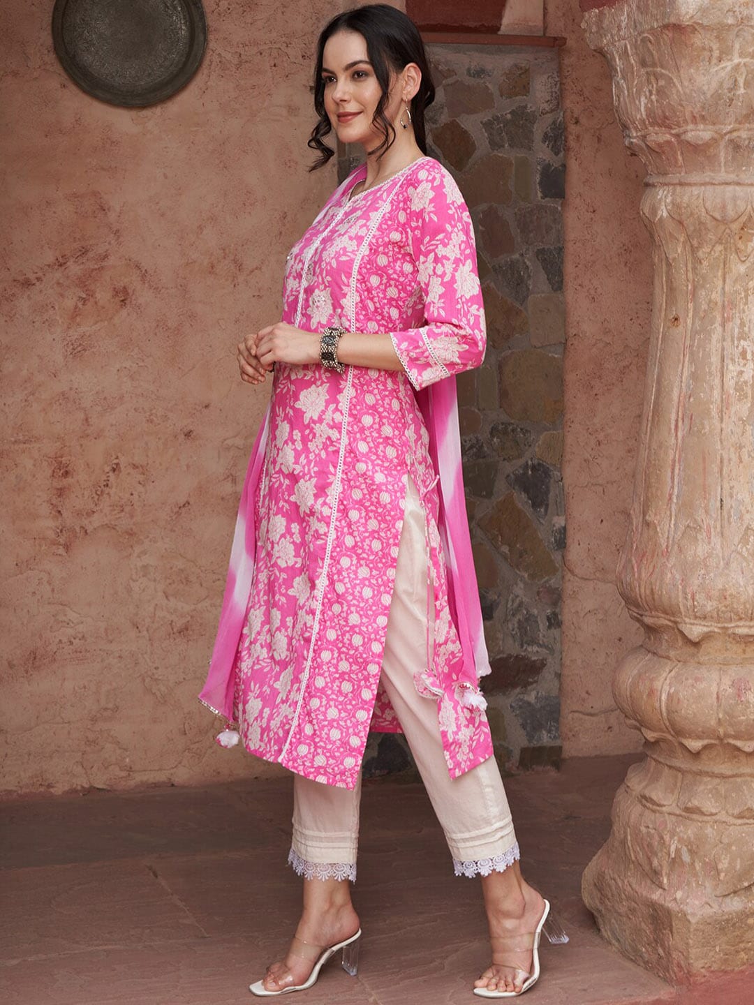 Sangria Ethnic Motifs Printed Sequined Pure Cotton Kurta with Trousers & Dupatta