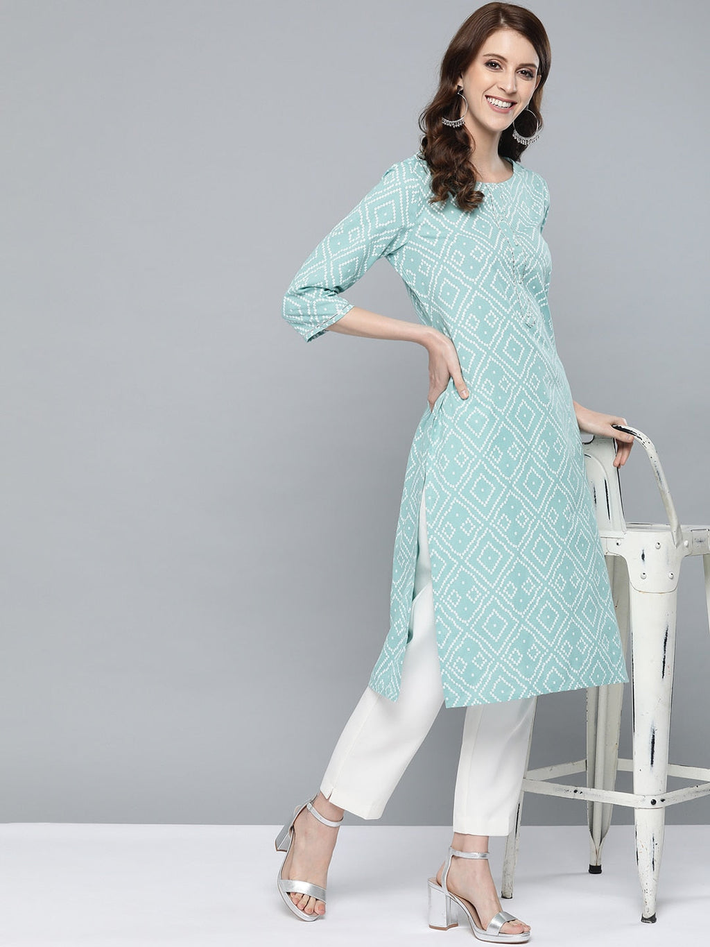 HERE&NOW Women Green & White Bandhani Print Straight Kurta