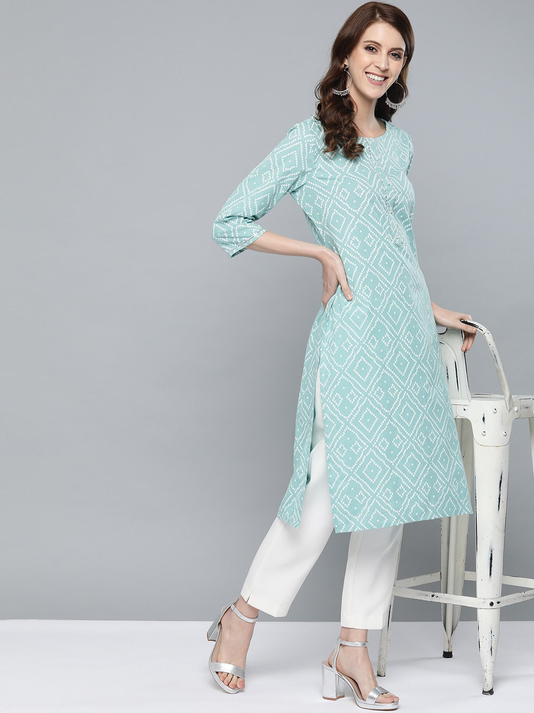HERE&NOW Women Green & White Bandhani Print Straight Kurta