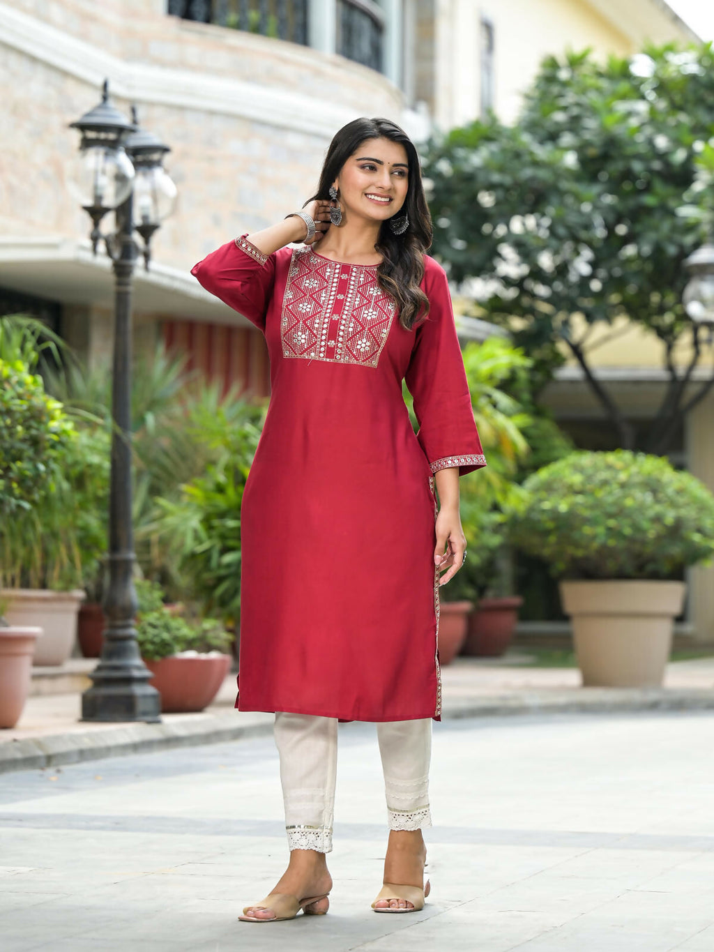 Juniper Women's Maroon Solid Rayon Kurti With Mirror Work & Sequins