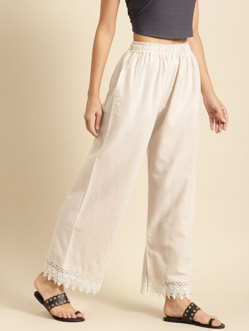 TAG 7 Women Off-White Solid Hem Design Straight Palazzos