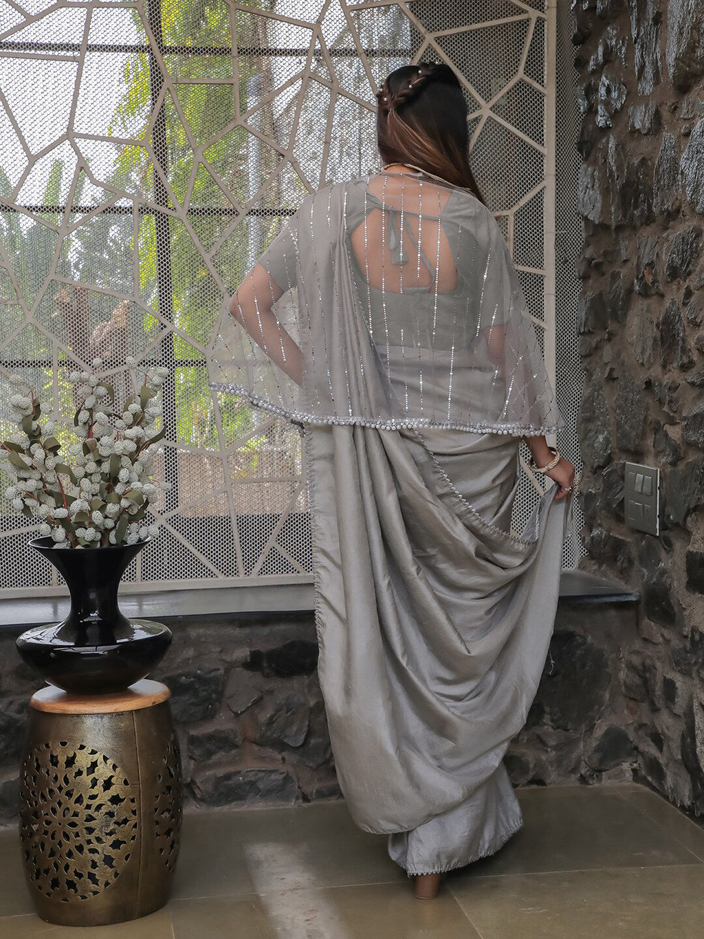 Tikhi Imli Embellished Border Sequinned Saree With Cape - Distacart