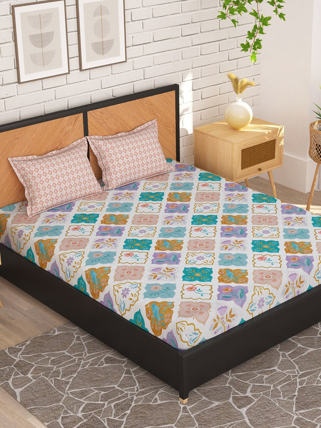 Story@home White & Peach-Coloured 180 TC Queen Bedsheet With 2 Pillow Covers - Distacart
