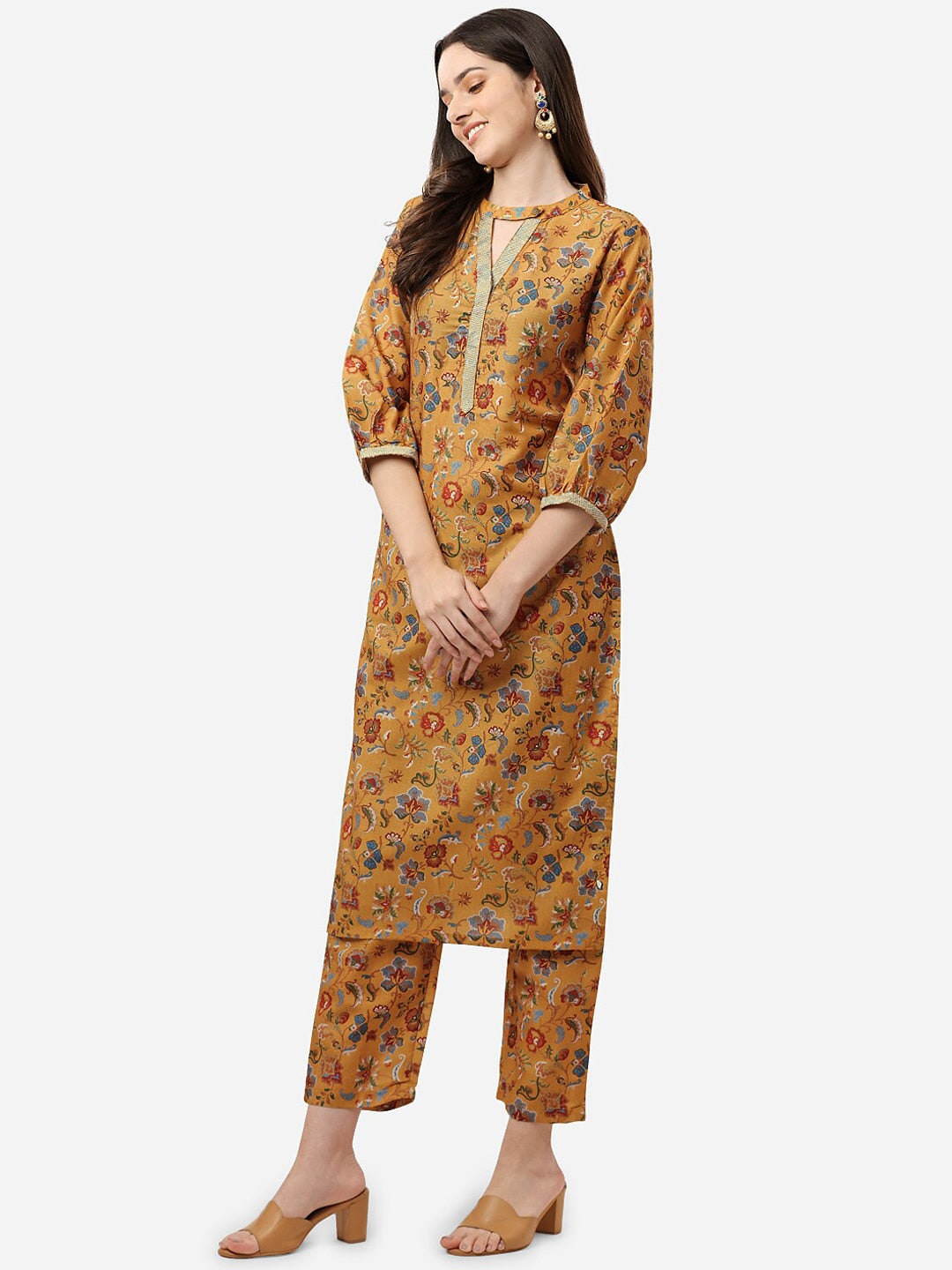 HERE&NOW Women Mustard Yellow Floral Printed Kurti with Trousers
