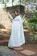 Very Much Indian Pure Linen Saree With Sleek Border And Exclusive Design - Grey - Distacart