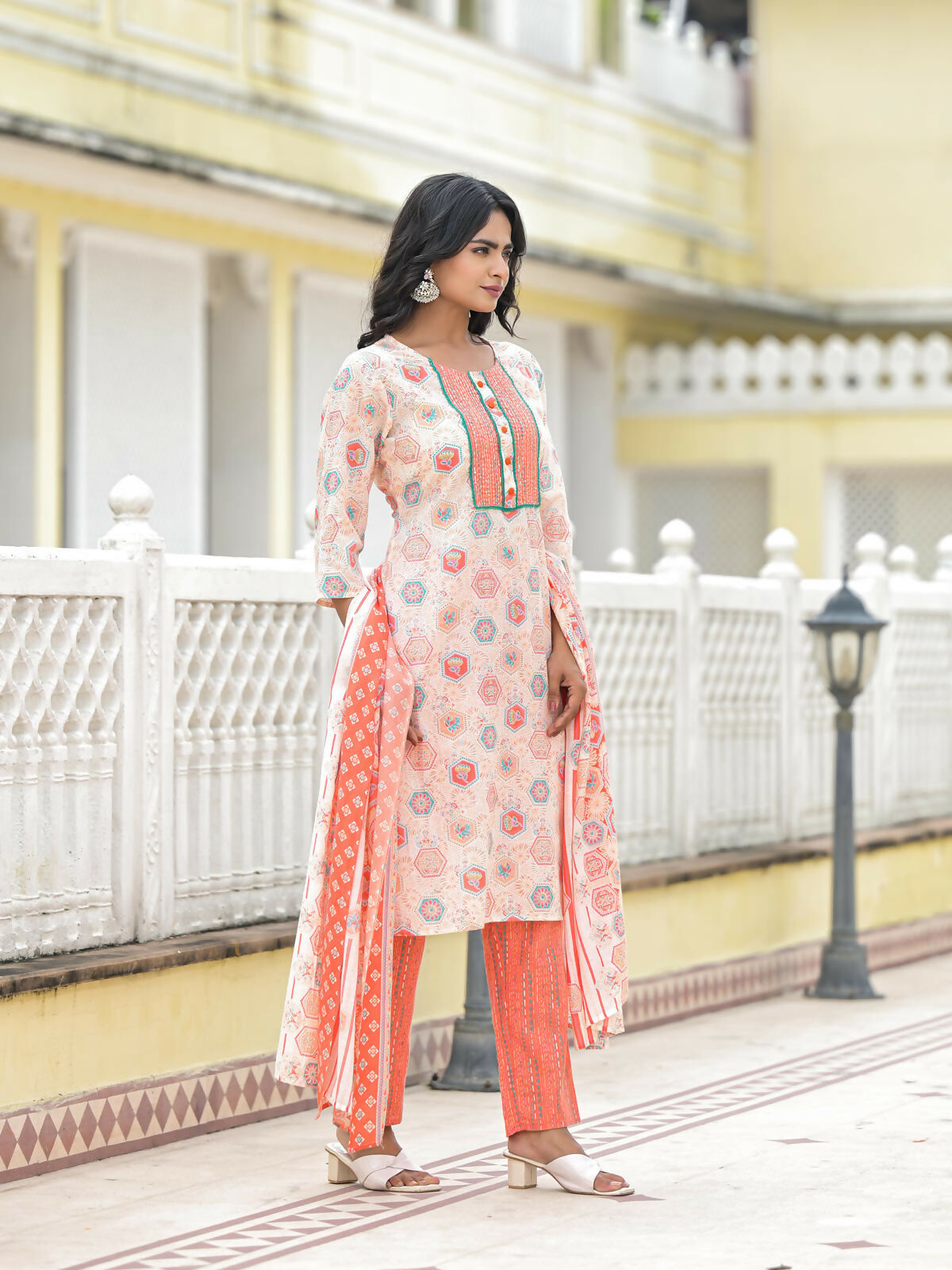 Juniper Women's Peach Floral Printed Cotton Kurta Pant With Dupatta Set With Sequins & Thread Work