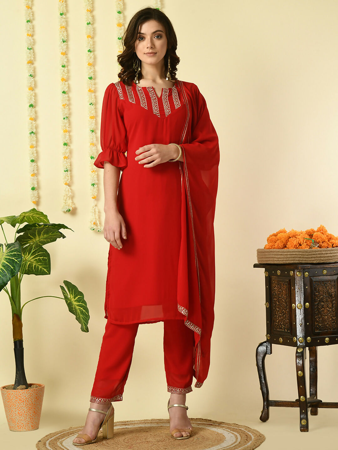 Myshka Women's Red Georgette Kurta & Trousers With Dupatta Party Sets