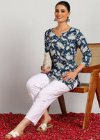 Aavyora Women's Navy Blue & White Floral Printed Tunic - Distacart